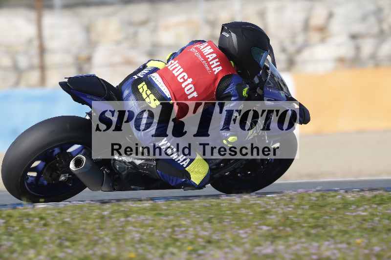 /Archiv-2024/01 26.-28.01.2024 Moto Center Thun Jerez/Gruppe gruen-green/backside